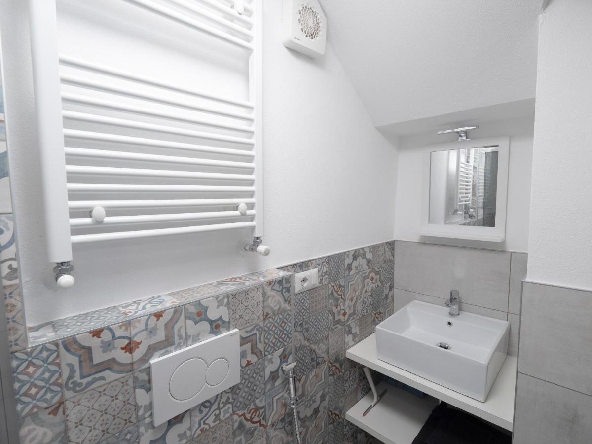 Bellano Holidays - Casa Ortensia Exterior photo